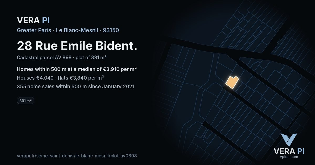 28 Rue Emile Bident, Le Blanc-Mesnil at night – the plot lit, the parcels around coloured by the prices near them