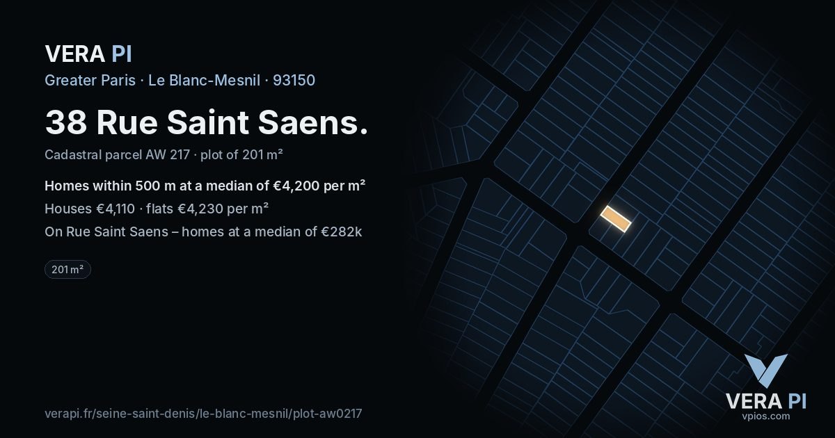 38 Rue Saint Saens, Le Blanc-Mesnil at night – the plot lit, the parcels around coloured by the prices near them