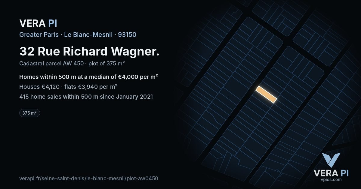 32 Rue Richard Wagner, Le Blanc-Mesnil at night – the plot lit, the parcels around coloured by the prices near them