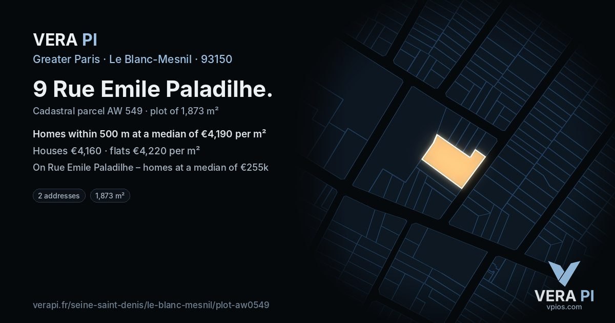 9 Rue Emile Paladilhe, Le Blanc-Mesnil at night – the plot lit, the parcels around coloured by the prices near them