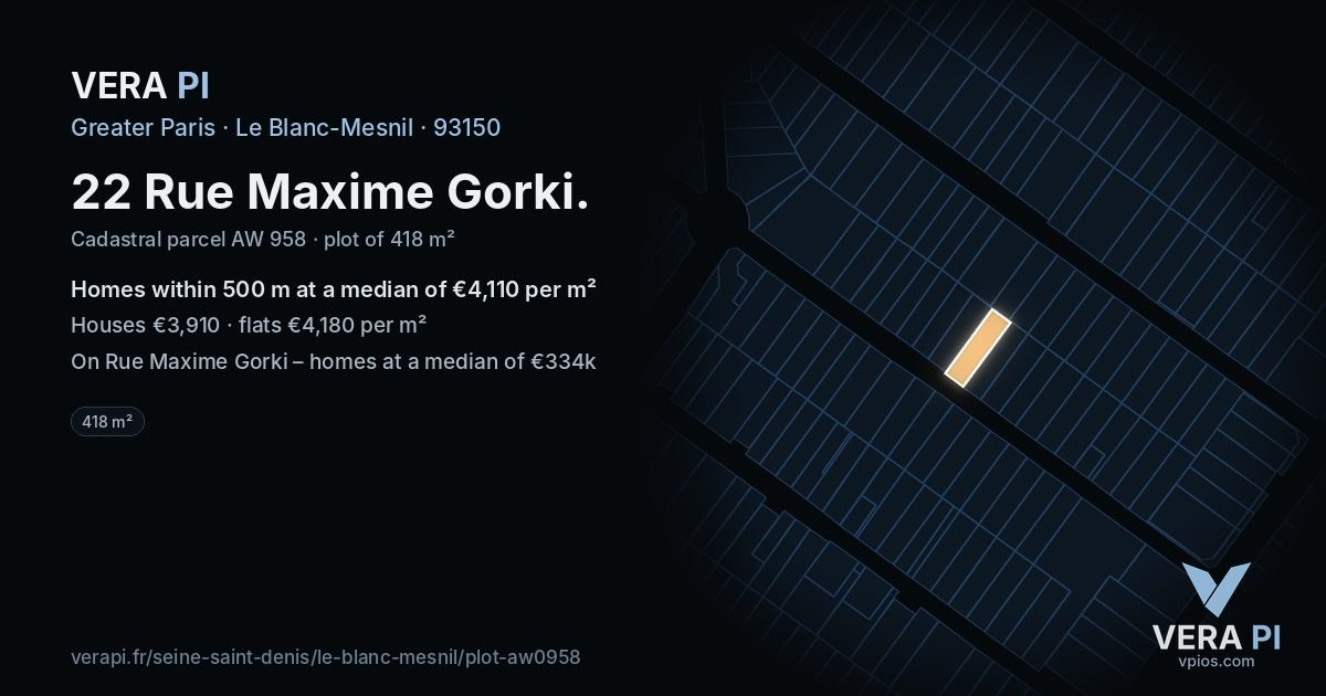 22 Rue Maxime Gorki, Le Blanc-Mesnil at night – the plot lit, the parcels around coloured by the prices near them