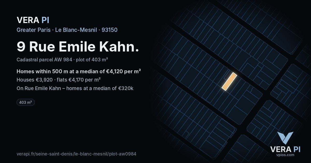 9 Rue Emile Kahn, Le Blanc-Mesnil at night – the plot lit, the parcels around coloured by the prices near them