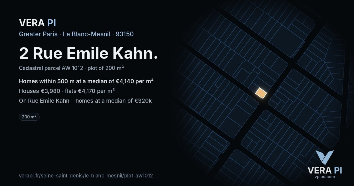 2 Rue Emile Kahn, Le Blanc-Mesnil at night – the plot lit, the parcels around coloured by the prices near them
