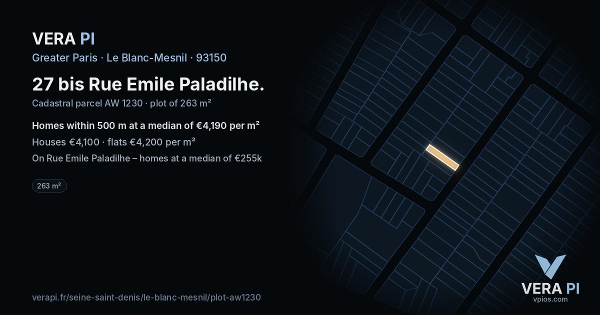 27 bis Rue Emile Paladilhe, Le Blanc-Mesnil at night – the plot lit, the parcels around coloured by the prices near them