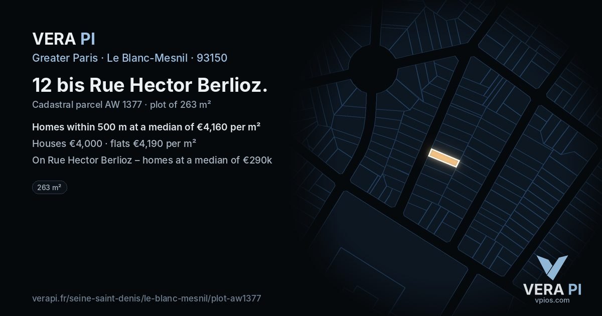 12 bis Rue Hector Berlioz, Le Blanc-Mesnil at night – the plot lit, the parcels around coloured by the prices near them
