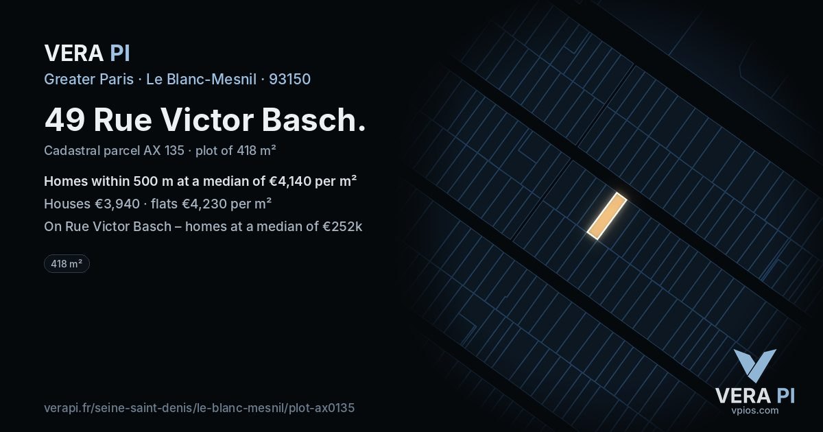 49 Rue Victor Basch, Le Blanc-Mesnil at night – the plot lit, the parcels around coloured by the prices near them