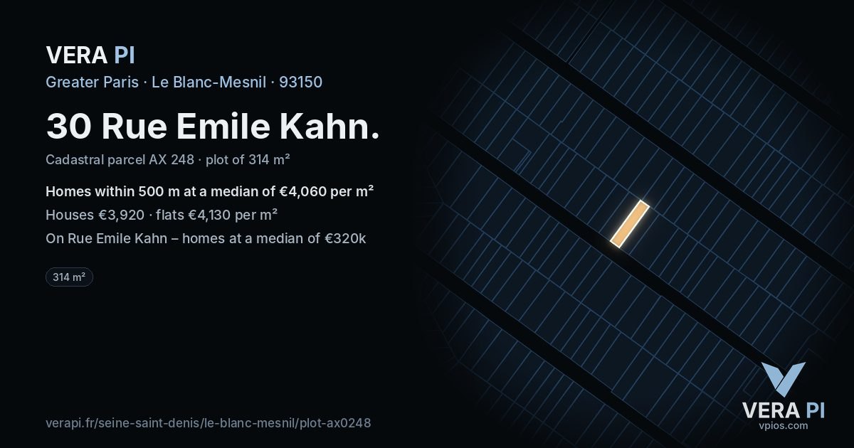 30 Rue Emile Kahn, Le Blanc-Mesnil at night – the plot lit, the parcels around coloured by the prices near them
