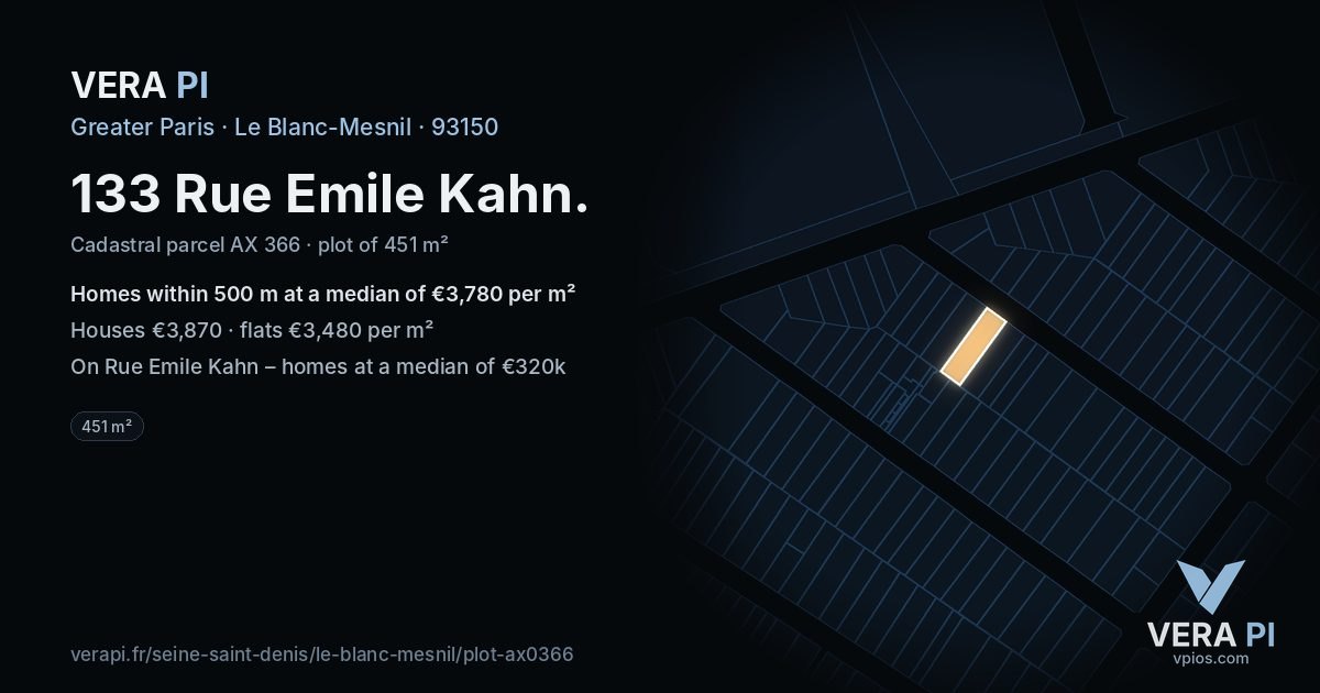 133 Rue Emile Kahn, Le Blanc-Mesnil at night – the plot lit, the parcels around coloured by the prices near them