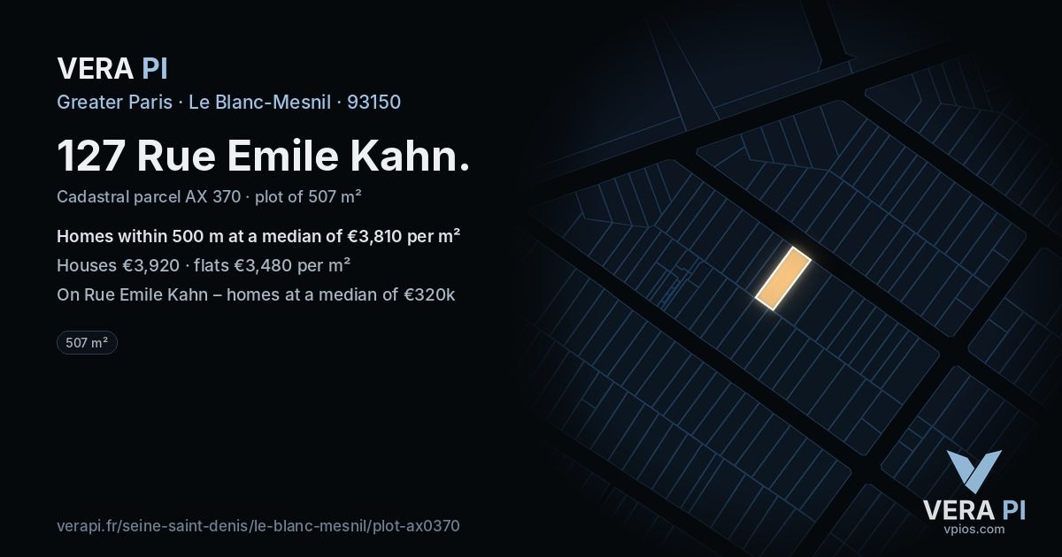 127 Rue Emile Kahn, Le Blanc-Mesnil at night – the plot lit, the parcels around coloured by the prices near them