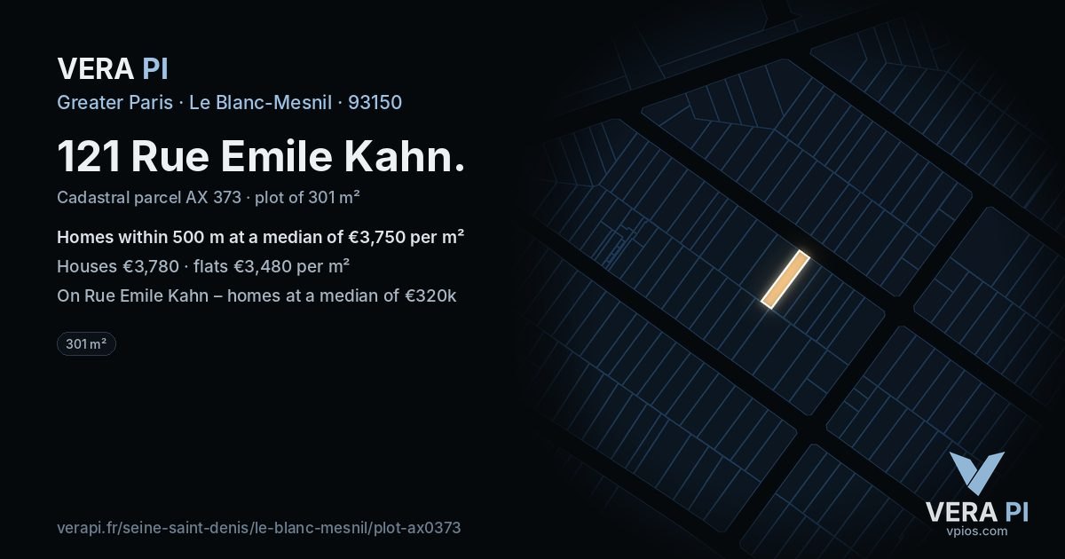 121 Rue Emile Kahn, Le Blanc-Mesnil at night – the plot lit, the parcels around coloured by the prices near them