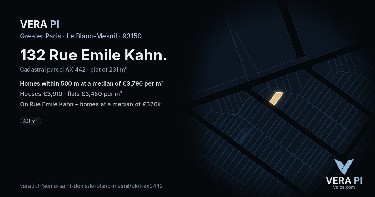 132 Rue Emile Kahn, Le Blanc-Mesnil at night – the plot lit, the parcels around coloured by the prices near them