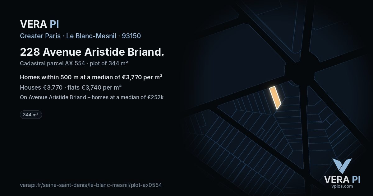 228 Avenue Aristide Briand, Le Blanc-Mesnil at night – the plot lit, the parcels around coloured by the prices near them