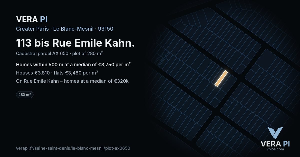 113 bis Rue Emile Kahn, Le Blanc-Mesnil at night – the plot lit, the parcels around coloured by the prices near them