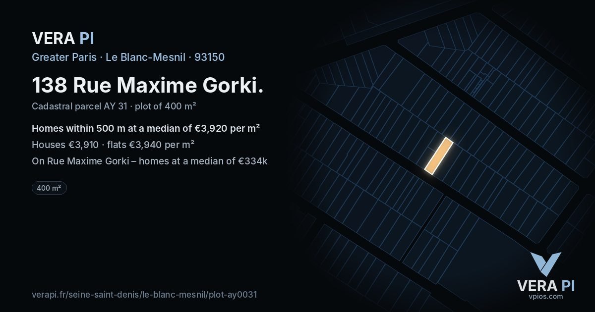 138 Rue Maxime Gorki, Le Blanc-Mesnil at night – the plot lit, the parcels around coloured by the prices near them