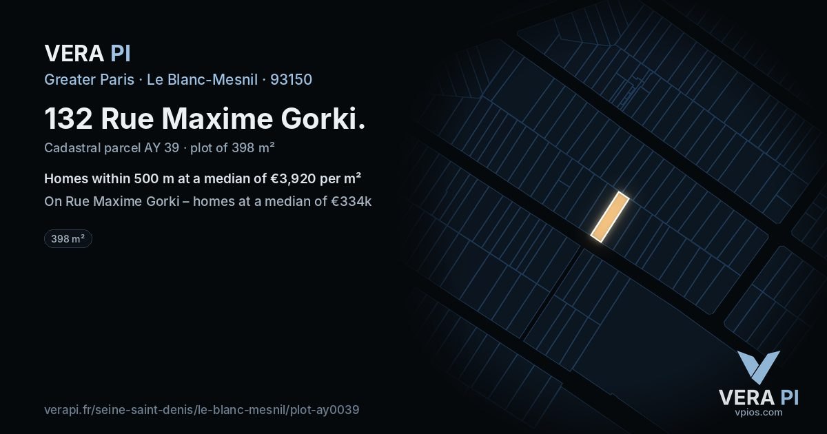 132 Rue Maxime Gorki, Le Blanc-Mesnil at night – the plot lit, the parcels around coloured by the prices near them