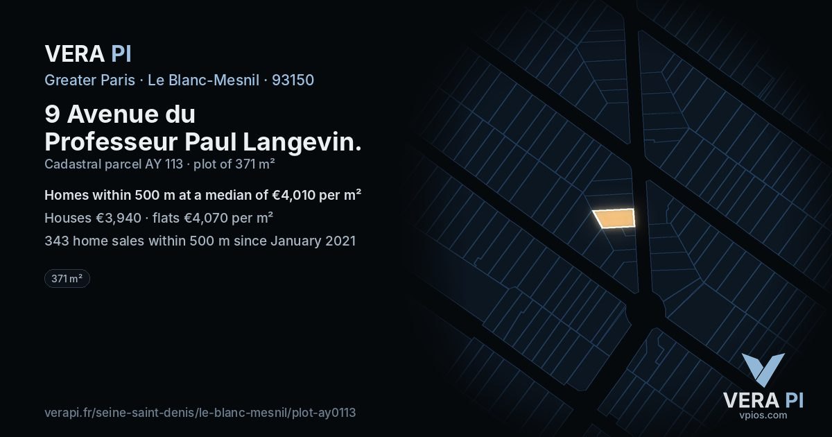 9 Avenue du Professeur Paul Langevin, Le Blanc-Mesnil at night – the plot lit, the parcels around coloured by the prices near them