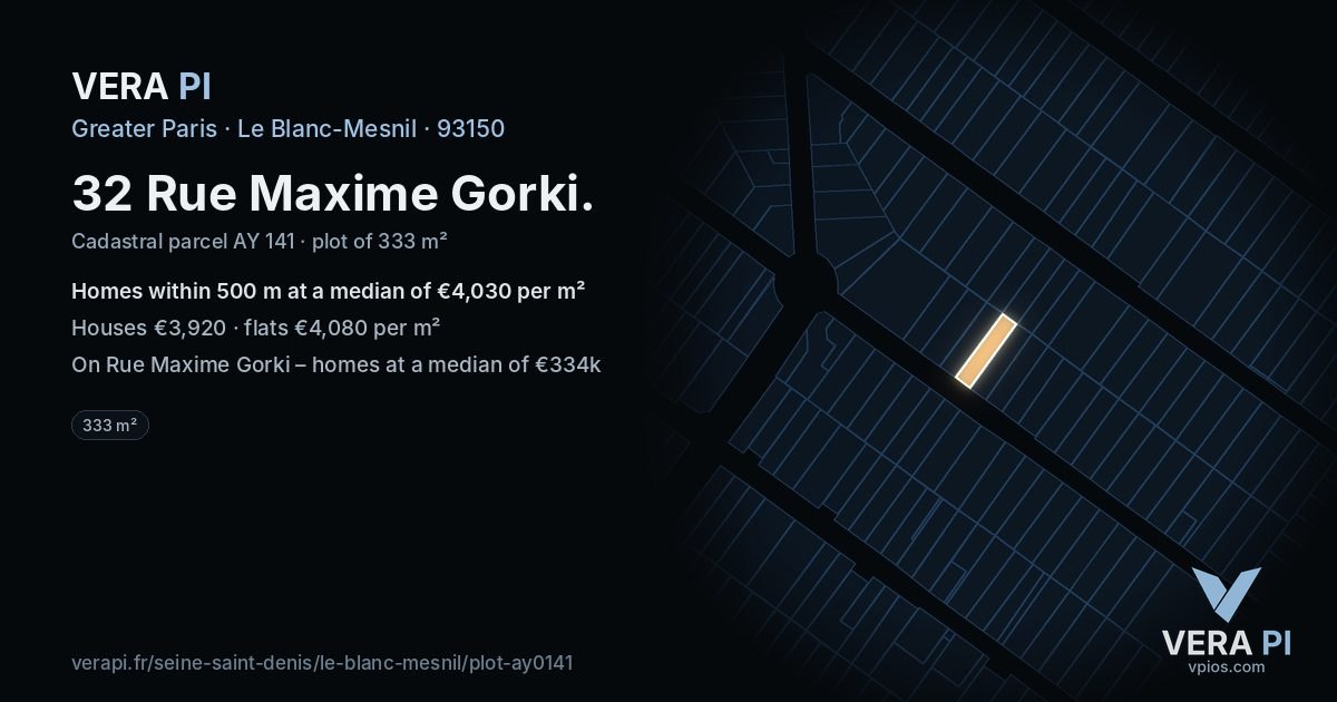 32 Rue Maxime Gorki, Le Blanc-Mesnil at night – the plot lit, the parcels around coloured by the prices near them