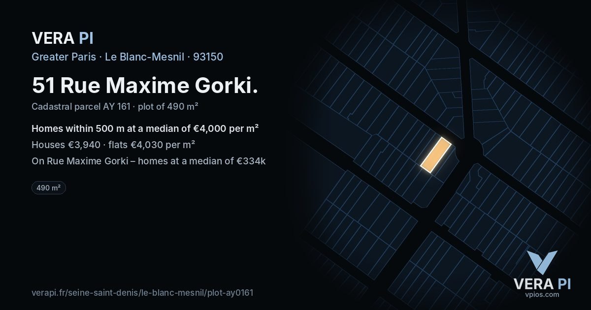 51 Rue Maxime Gorki, Le Blanc-Mesnil at night – the plot lit, the parcels around coloured by the prices near them