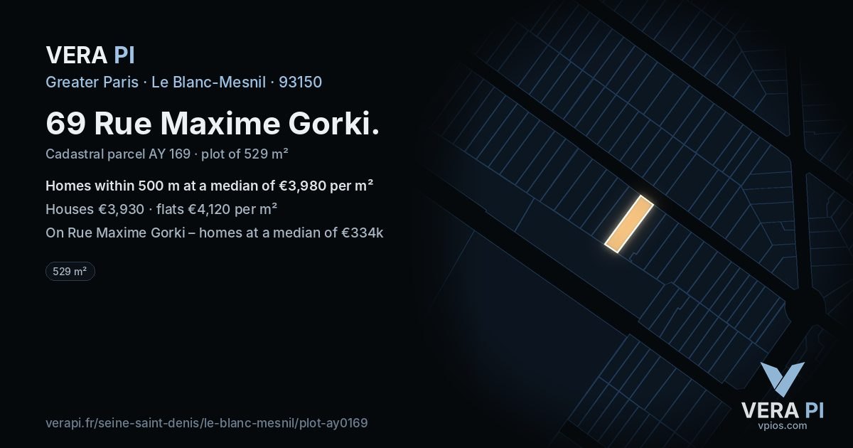 69 Rue Maxime Gorki, Le Blanc-Mesnil at night – the plot lit, the parcels around coloured by the prices near them