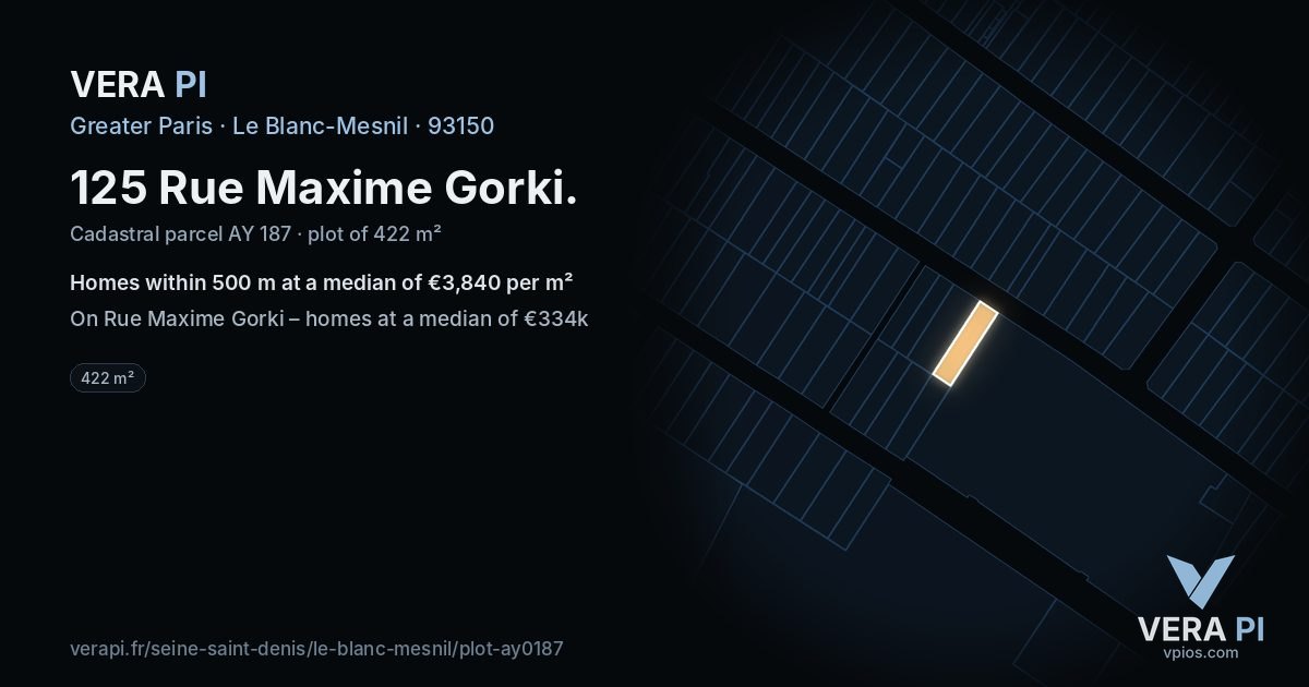 125 Rue Maxime Gorki, Le Blanc-Mesnil at night – the plot lit, the parcels around coloured by the prices near them