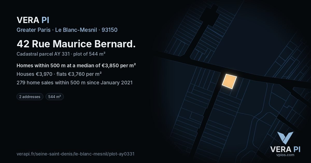 42 Rue Maurice Bernard, Le Blanc-Mesnil at night – the plot lit, the parcels around coloured by the prices near them