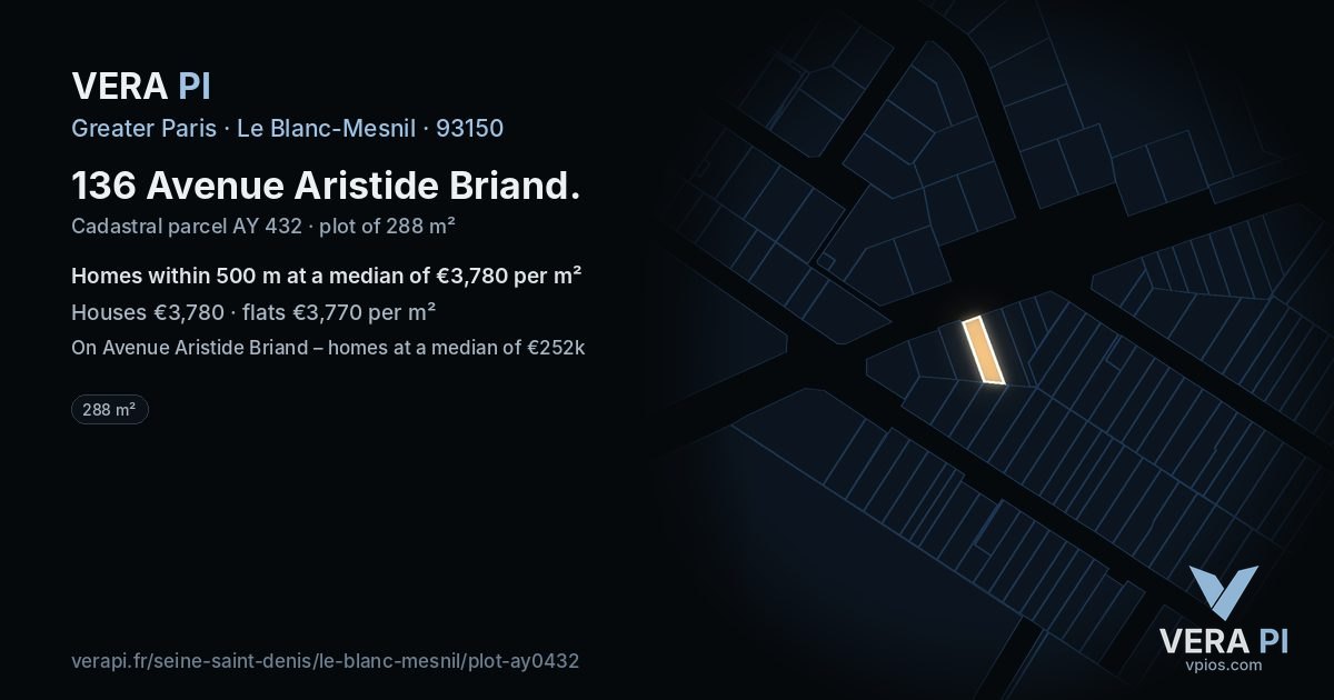 136 Avenue Aristide Briand, Le Blanc-Mesnil at night – the plot lit, the parcels around coloured by the prices near them
