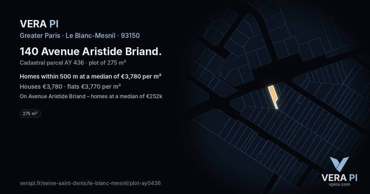 140 Avenue Aristide Briand, Le Blanc-Mesnil at night – the plot lit, the parcels around coloured by the prices near them