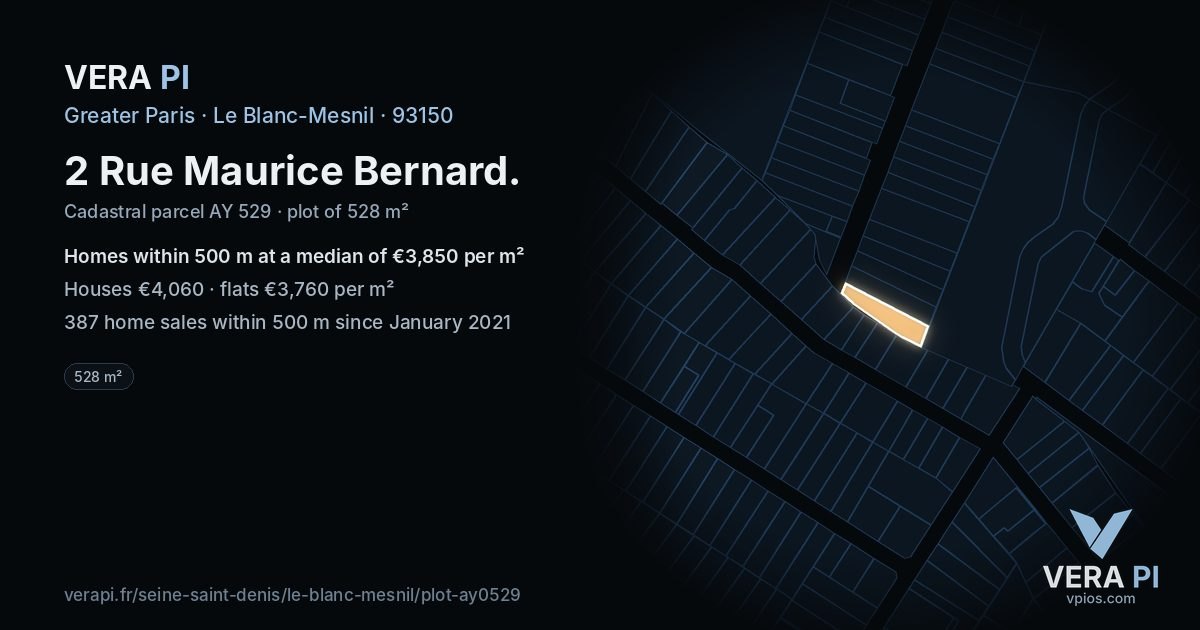 2 Rue Maurice Bernard, Le Blanc-Mesnil at night – the plot lit, the parcels around coloured by the prices near them