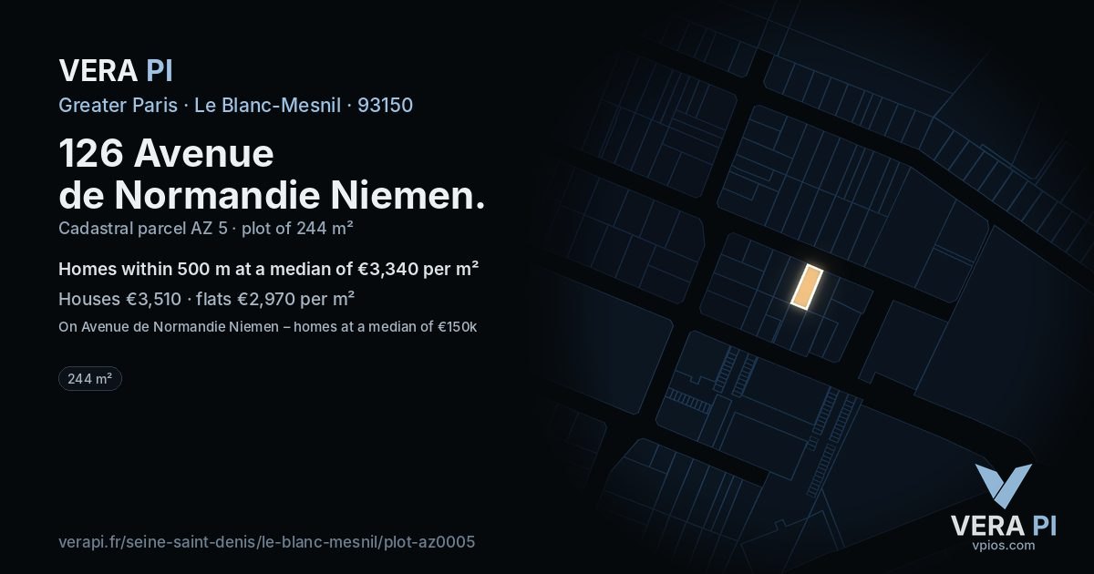 126 Avenue de Normandie Niemen, Le Blanc-Mesnil at night – the plot lit, the parcels around coloured by the prices near them