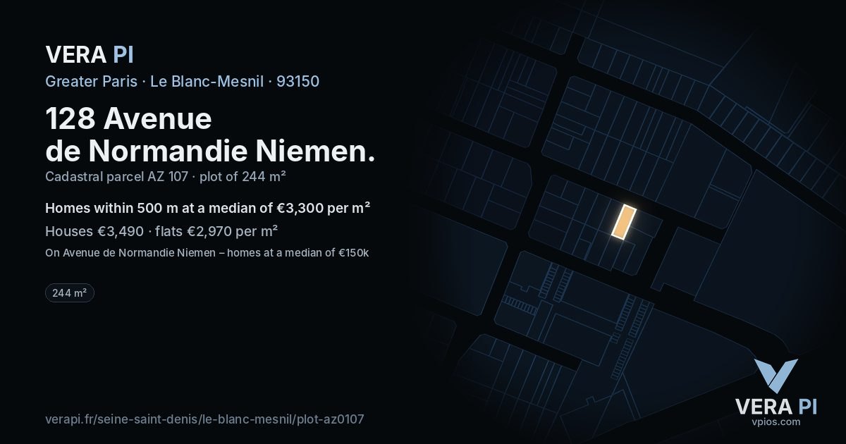 128 Avenue de Normandie Niemen, Le Blanc-Mesnil at night – the plot lit, the parcels around coloured by the prices near them