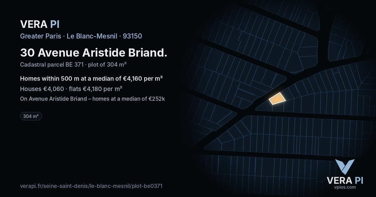 30 Avenue Aristide Briand, Le Blanc-Mesnil at night – the plot lit, the parcels around coloured by the prices near them