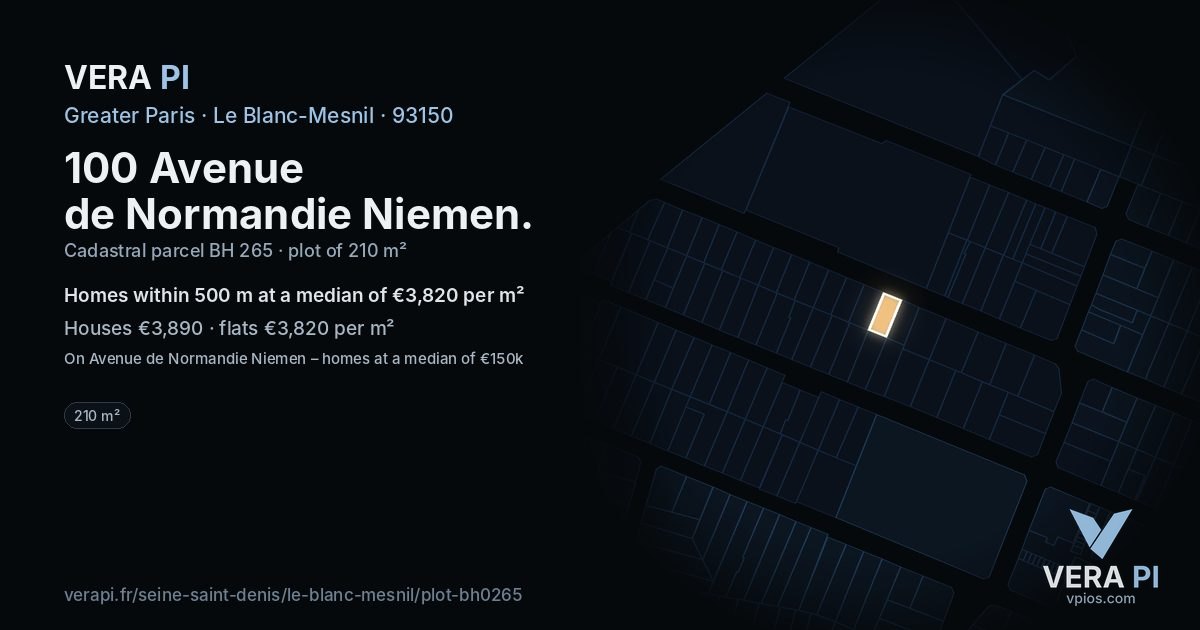 100 Avenue de Normandie Niemen, Le Blanc-Mesnil at night – the plot lit, the parcels around coloured by the prices near them