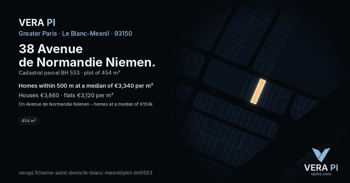 38 Avenue de Normandie Niemen, Le Blanc-Mesnil at night – the plot lit, the parcels around coloured by the prices near them