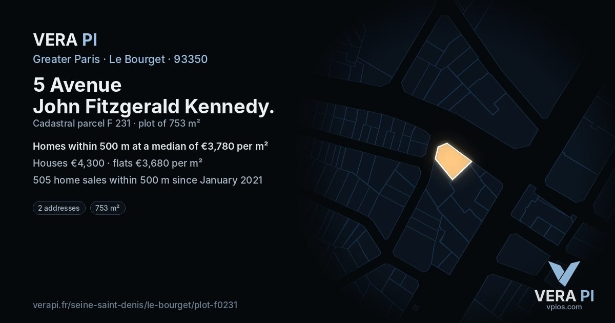 5 Avenue John Fitzgerald Kennedy, Le Bourget at night – the plot lit, the parcels around coloured by the prices near them
