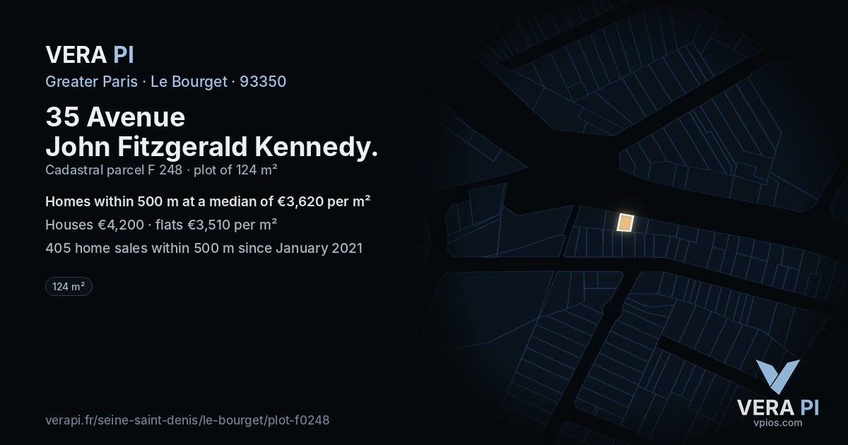 35 Avenue John Fitzgerald Kennedy, Le Bourget at night – the plot lit, the parcels around coloured by the prices near them