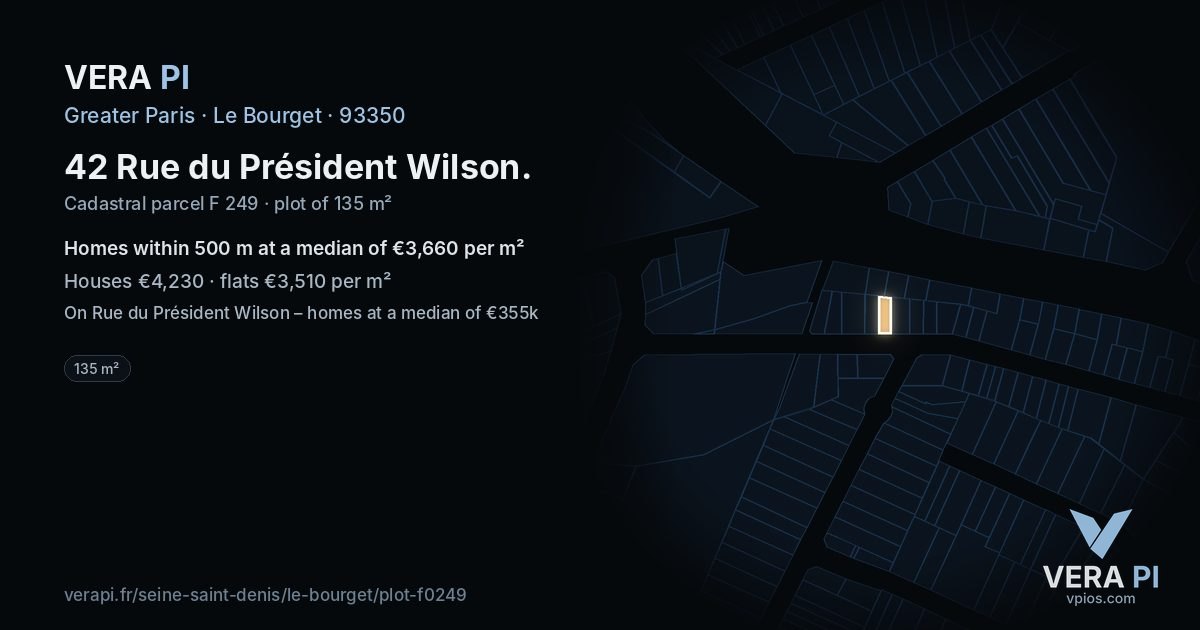 42 Rue du Président Wilson, Le Bourget at night – the plot lit, the parcels around coloured by the prices near them