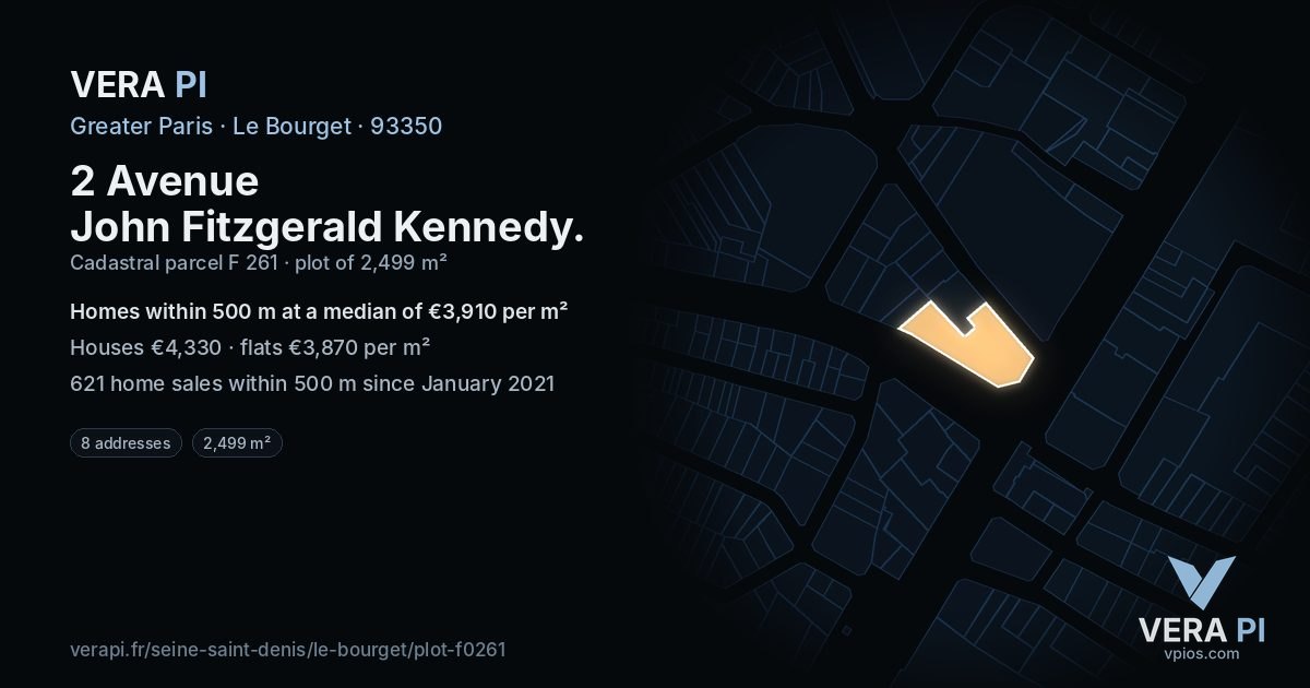 2 Avenue John Fitzgerald Kennedy, Le Bourget at night – the plot lit, the parcels around coloured by the prices near them