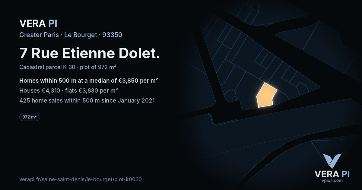 7 Rue Etienne Dolet, Le Bourget at night – the plot lit, the parcels around coloured by the prices near them