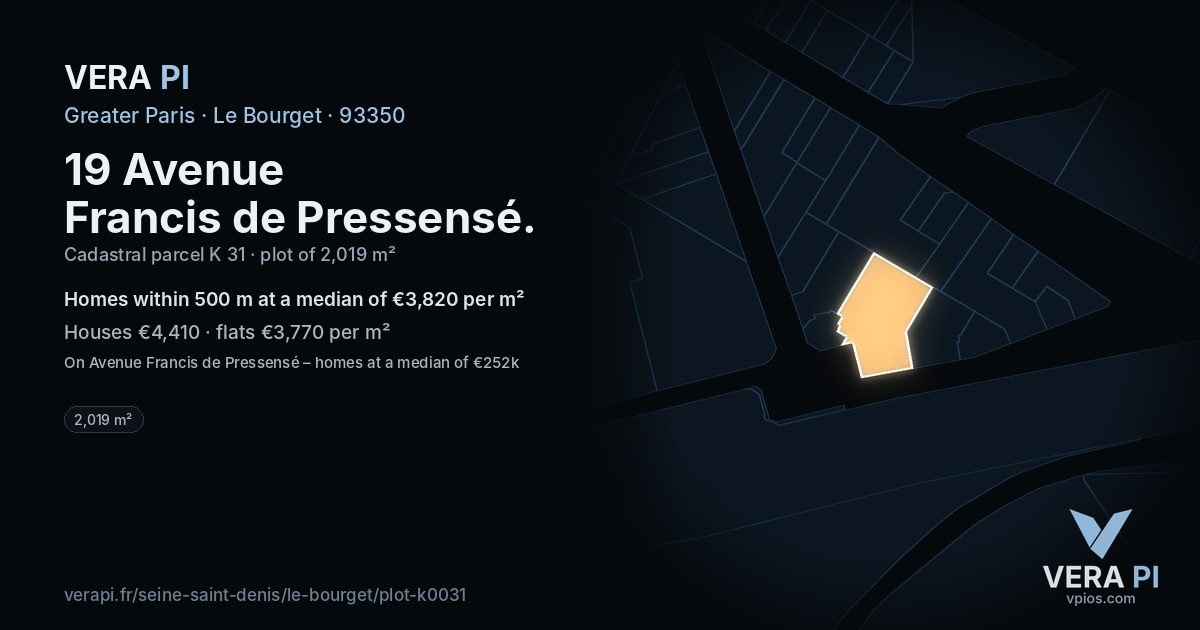 19 Avenue Francis de Pressensé, Le Bourget at night – the plot lit, the parcels around coloured by the prices near them