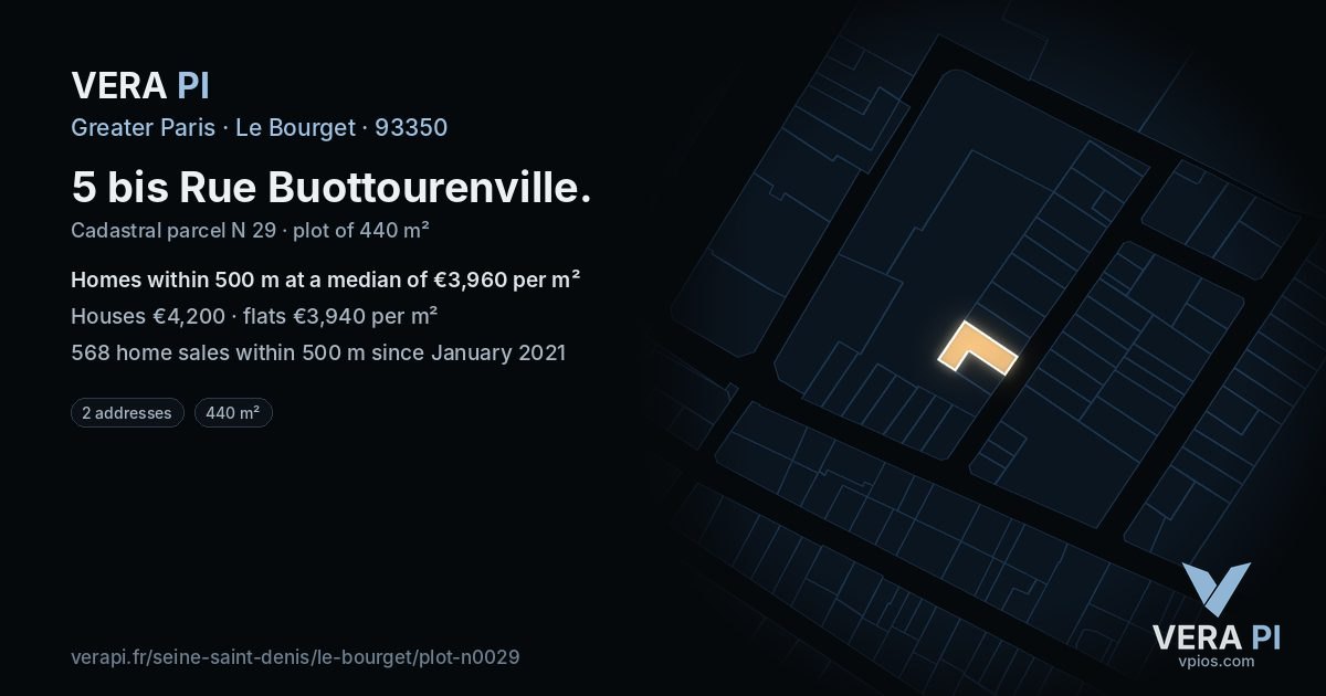 5 bis Rue Buottourenville, Le Bourget at night – the plot lit, the parcels around coloured by the prices near them