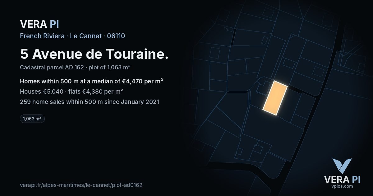 5 Avenue de Touraine, Le Cannet at night – the plot lit, the parcels around coloured by the prices near them