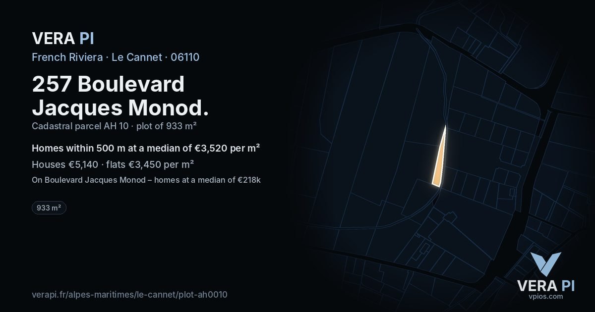 257 Boulevard Jacques Monod, Le Cannet at night – the plot lit, the parcels around coloured by the prices near them