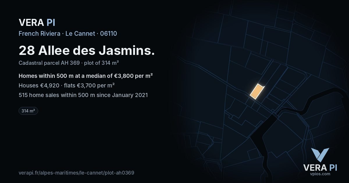28 Allee des Jasmins, Le Cannet at night – the plot lit, the parcels around coloured by the prices near them