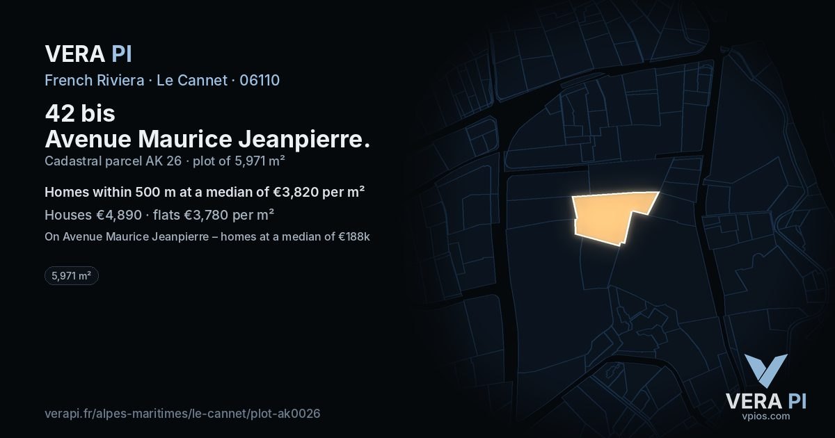 42 bis Avenue Maurice Jeanpierre, Le Cannet at night – the plot lit, the parcels around coloured by the prices near them