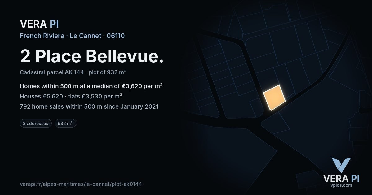 2 Place Bellevue, Le Cannet at night – the plot lit, the parcels around coloured by the prices near them