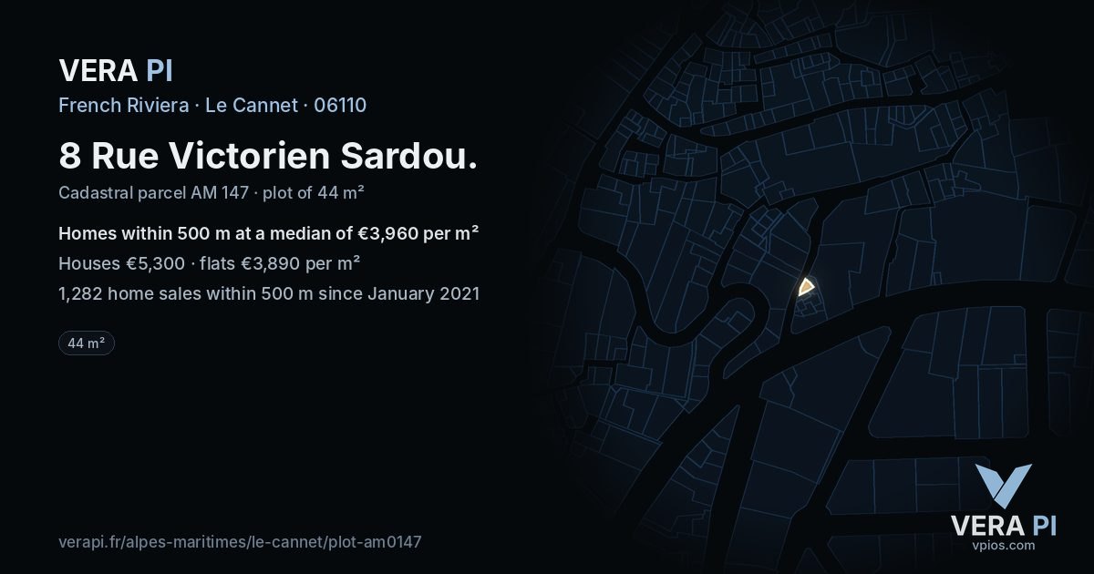 8 Rue Victorien Sardou, Le Cannet at night – the plot lit, the parcels around coloured by the prices near them