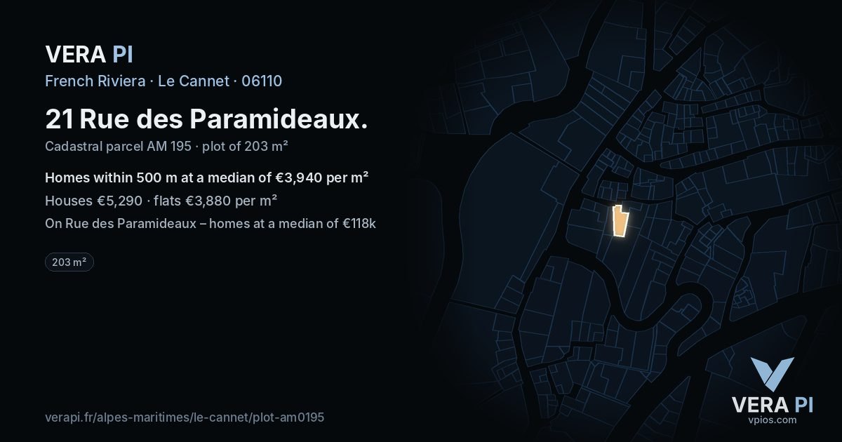 21 Rue des Paramideaux, Le Cannet at night – the plot lit, the parcels around coloured by the prices near them
