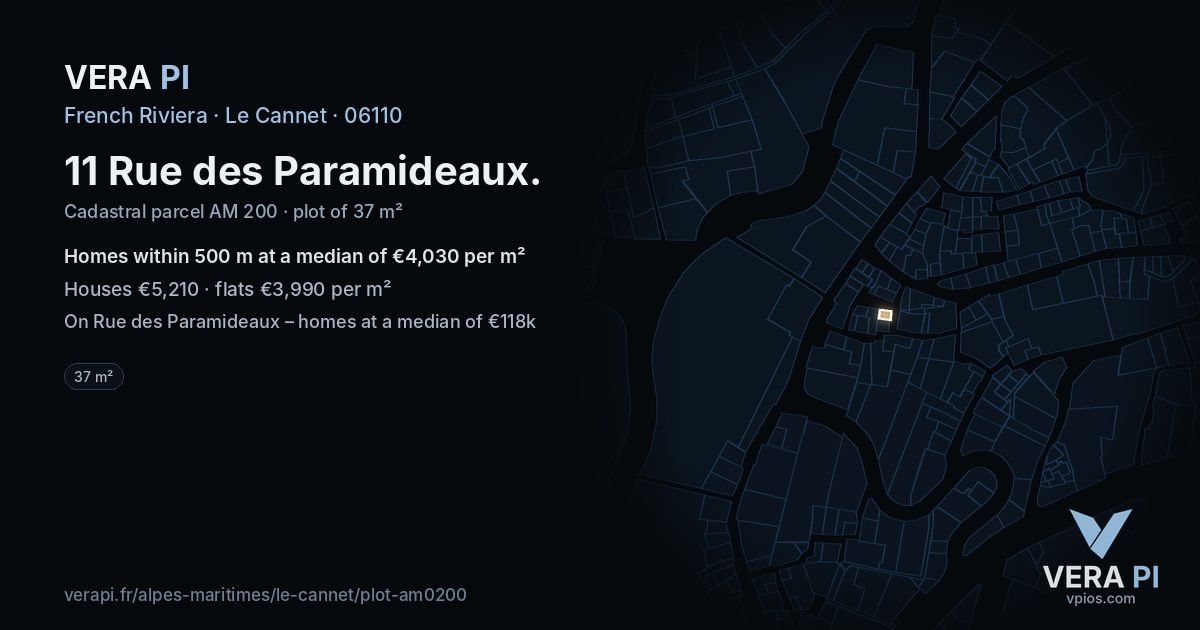 11 Rue des Paramideaux, Le Cannet at night – the plot lit, the parcels around coloured by the prices near them
