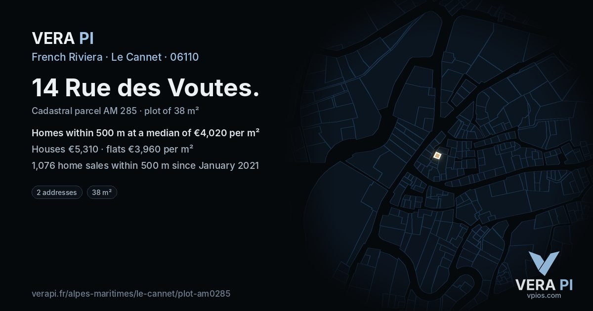 14 Rue des Voutes, Le Cannet at night – the plot lit, the parcels around coloured by the prices near them