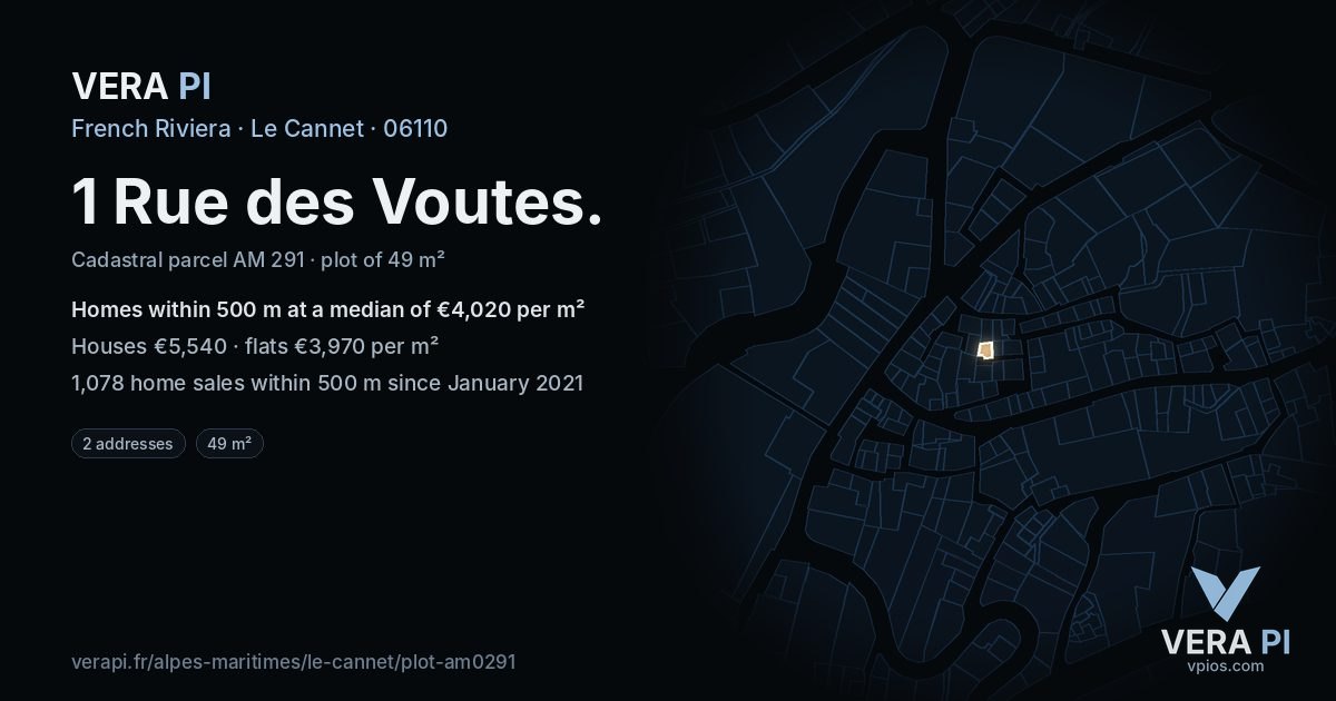 1 Rue des Voutes, Le Cannet at night – the plot lit, the parcels around coloured by the prices near them